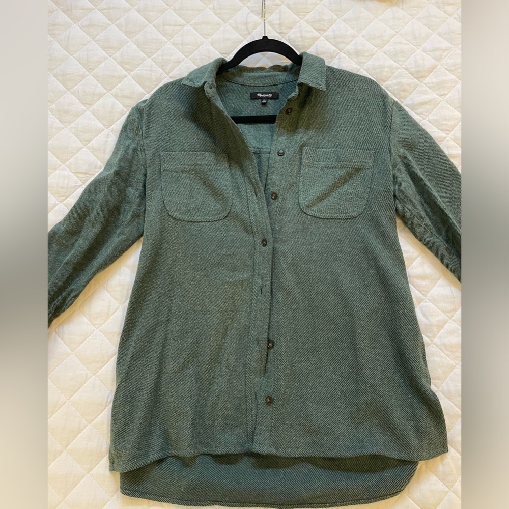 Madewell shacket- perfect light outerwear.